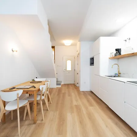 Duplex Victoria Amplio Y A 15 Min Del Centro Y Calle Larios
